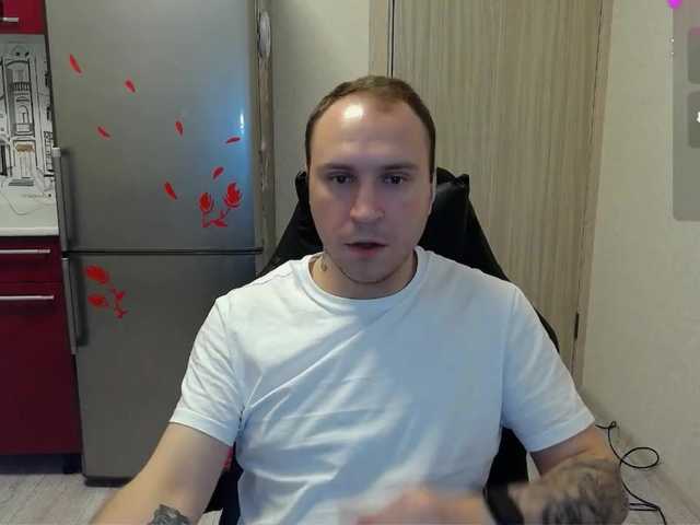 Live sex webcam photo for EHOT-111 #291574325