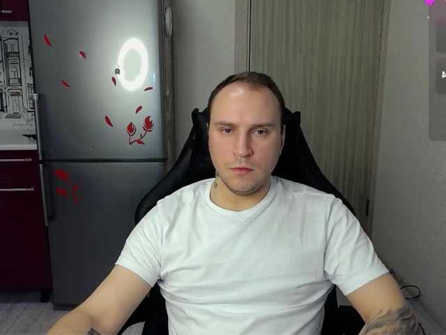 Live sex webcam photo for EHOT-111 #291627190