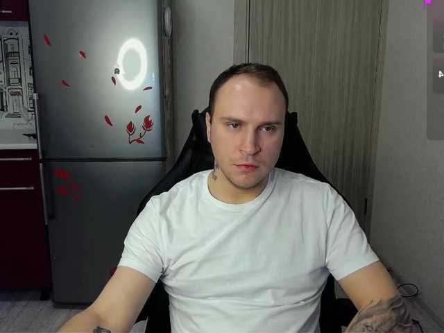 Live sex webcam photo for EHOT-111 #291629889