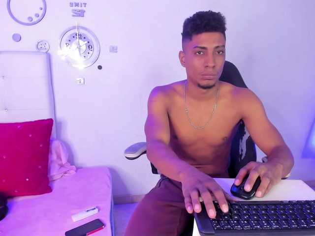 Live sex webcam photo for EIMYS-SHOW #277704011