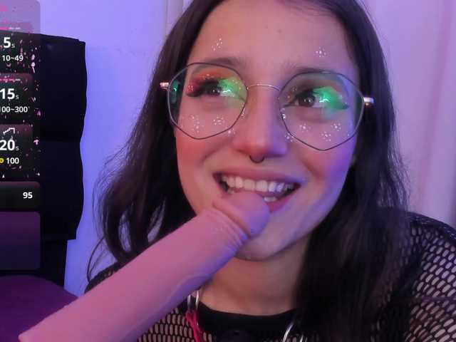 Live sex webcam photo for ELECKTRA-SWEET #290173098