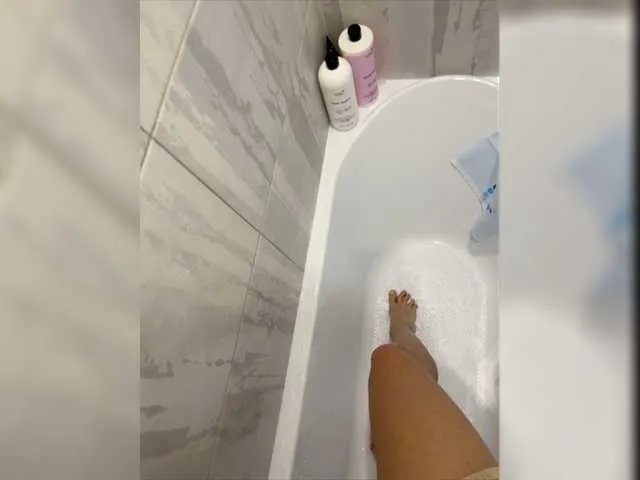 Live sex webcam photo for ELEKTRA2023 #277300090