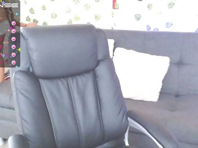 Live sex webcam photo for ELENNA-SNOW #273061312