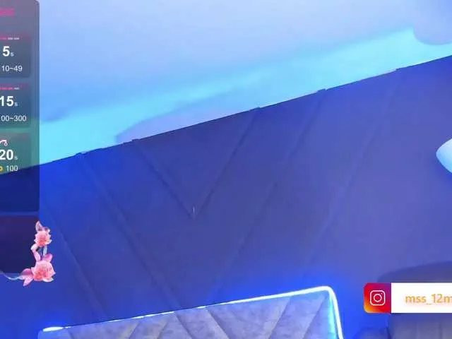 Live sex webcam photo for ELSIEMORRIS #289844934