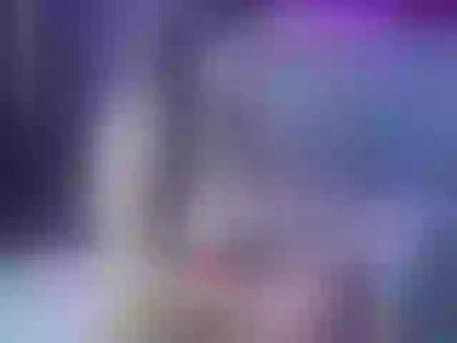 Live sex webcam photo for EMIILY-T #273774268