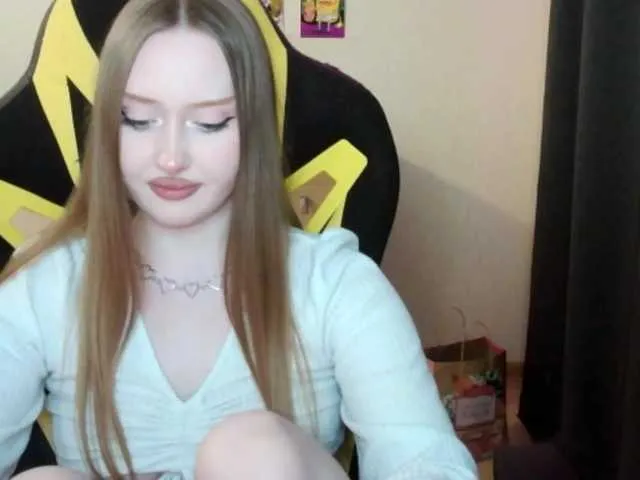 Live sex webcam photo for EMO4ukca #273731612