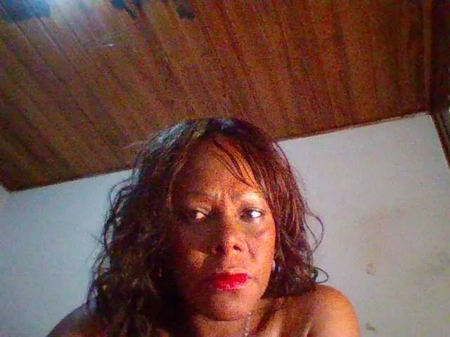 Live sex webcam photo for EMYYLI2 #274452941