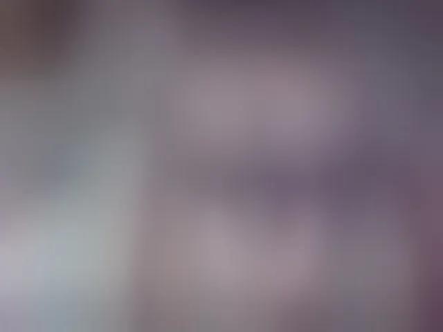 Live sex webcam photo for EMYYLI2 #278001183