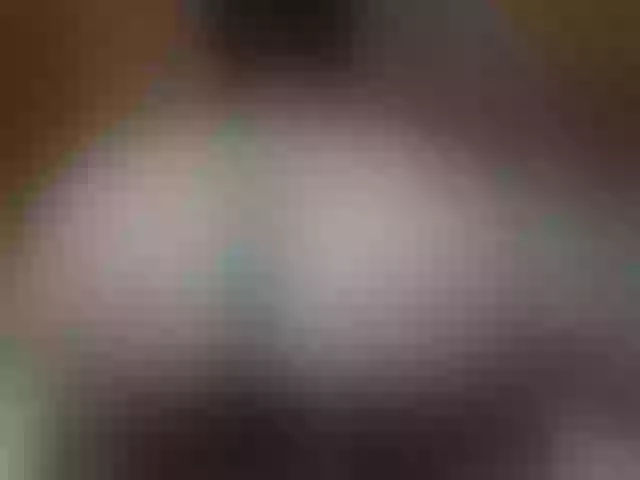 Live sex webcam photo for EMYYLI2 #289609889