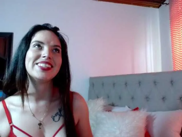 Live sex webcam photo for ESMESEX20 #272319525