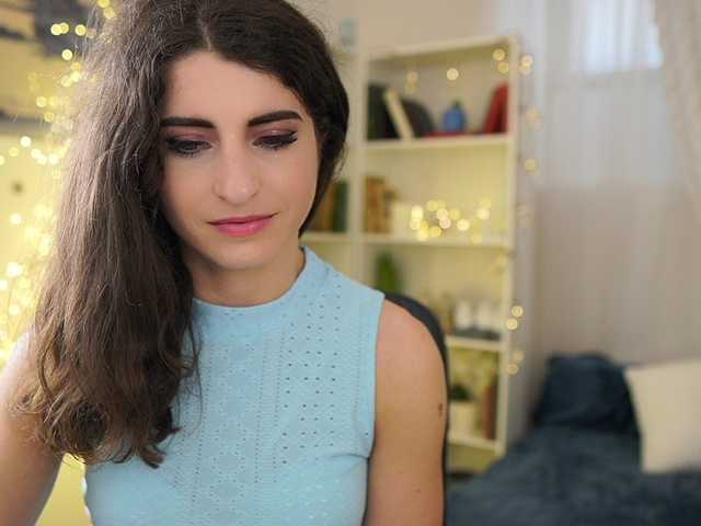 Live sex webcam photo for EVALOVIA #277228878