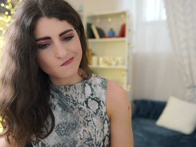 Live sex webcam photo for EVALOVIA #277325281