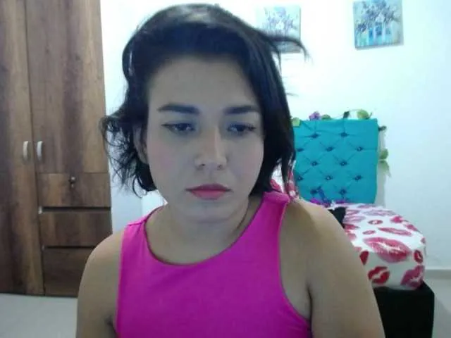 Live sex webcam photo for EVELYN-QUEEN #271987170