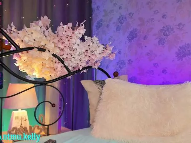 Live sex webcam photo for EarlyFlower #274519229