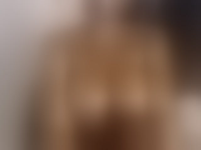 Live sex webcam photo for Eboni-hotboobs #294197649