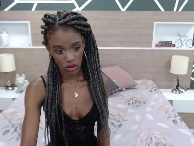 Live sex webcam photo for EbonnyGoddess #272449525