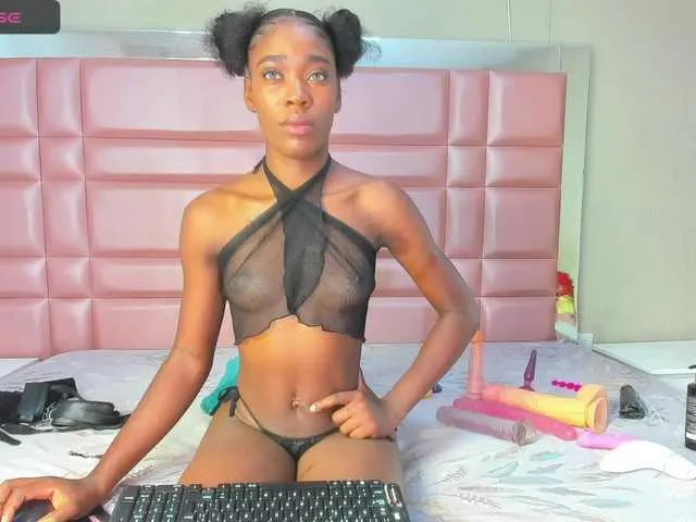 Live sex webcam photo for EbonnyGoddess #276218897