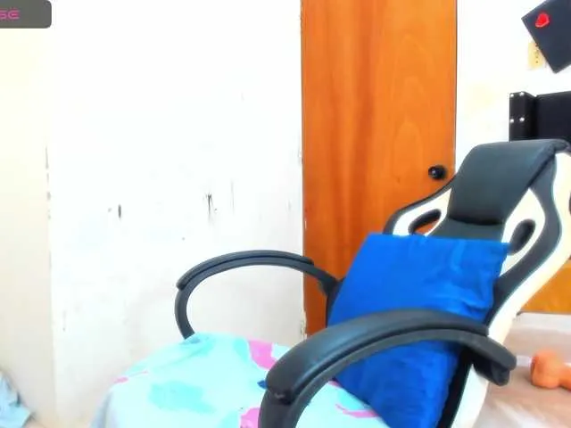 Live sex webcam photo for EbonnyLatinx #287992886