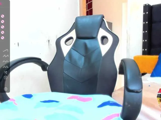 Live sex webcam photo for EbonnyLatinx #287992898