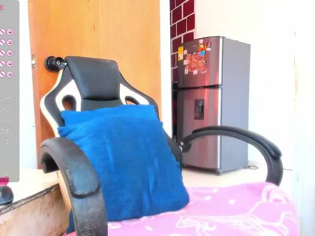 Live sex webcam photo for EbonnyLatinx #287992985