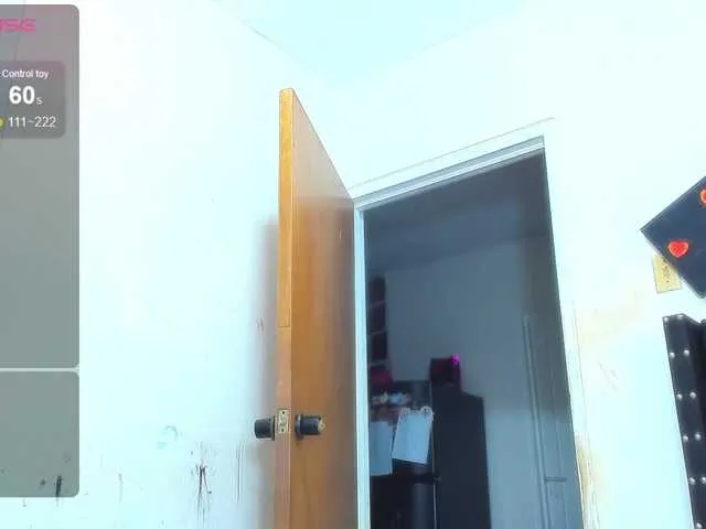 Live sex webcam photo for EbonnyLatinx #290031890