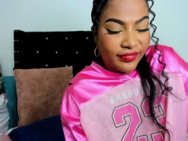 Live sex webcam photo for EbonnyLatinx #292172968