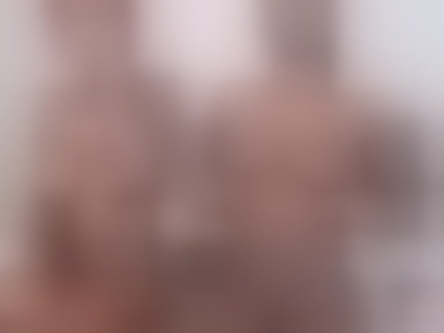 Live sex webcam photo for Ebony-Goddesses #293947489