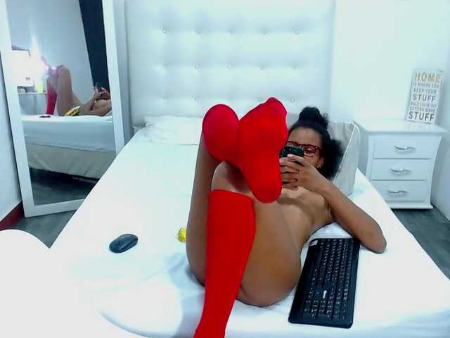 Live sex webcam photo for Ebony-cocklover #276432302