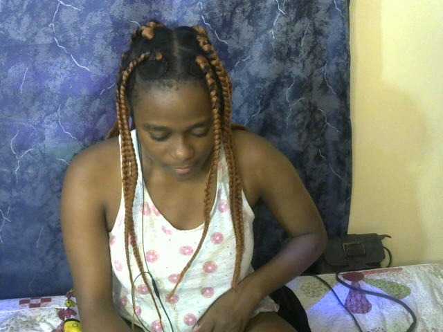 Live sex webcam photo for Ebony-maffin #277560248