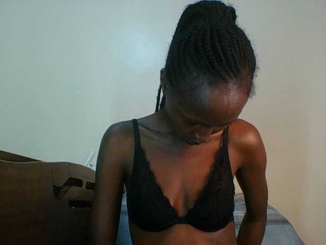 Live sex webcam photo for Ebony-sexxy #278308880