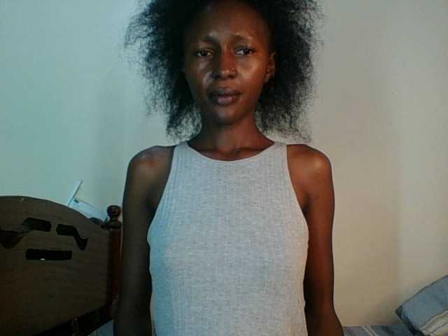 Live sex webcam photo for Ebony-sexxy #279130396