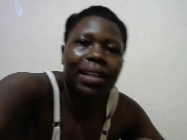 Live sex webcam photo for Ebony001 #272017897
