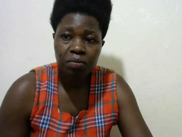 Live sex webcam photo for Ebony001 #272079209