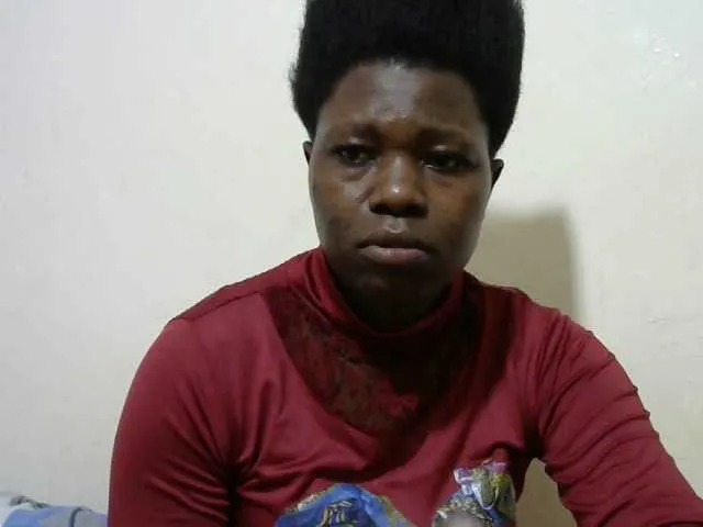 Live sex webcam photo for Ebony001 #272099893