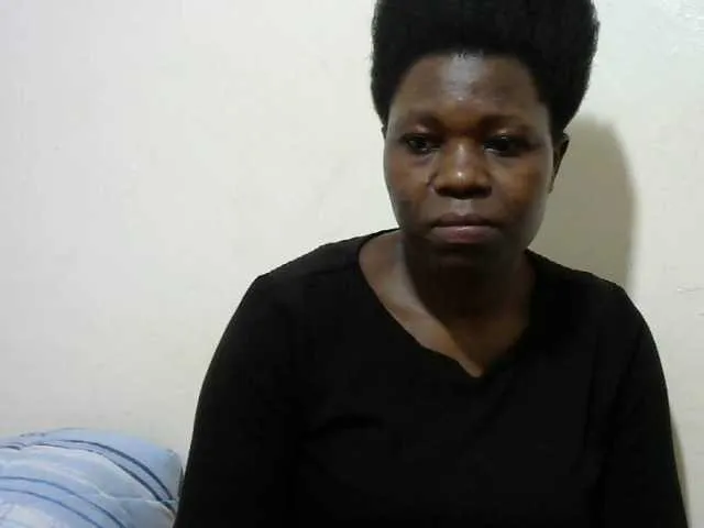 Live sex webcam photo for Ebony001 #272140026