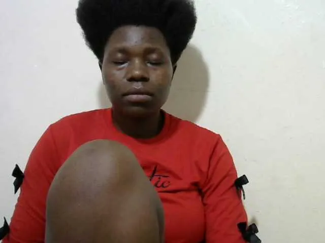 Live sex webcam photo for Ebony001 #272211325