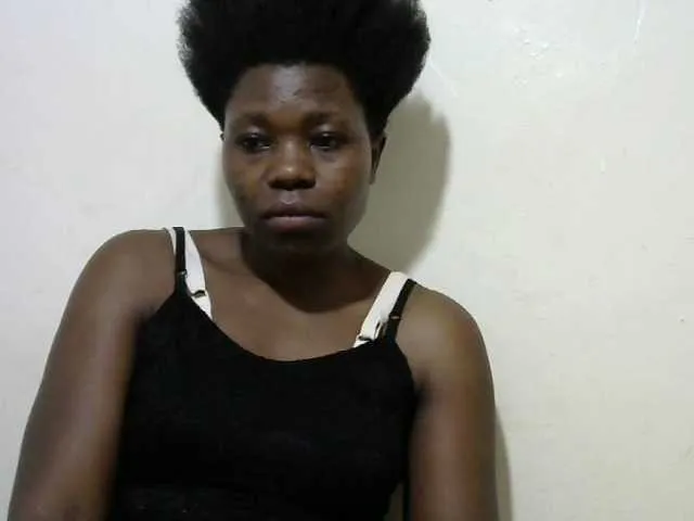 Live sex webcam photo for Ebony001 #272234292
