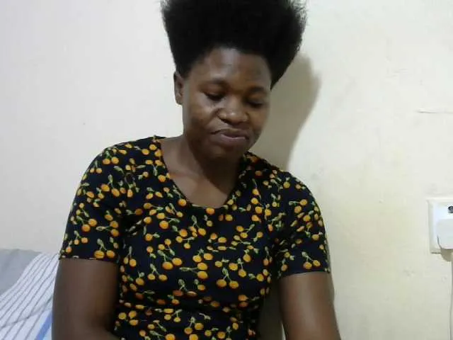 Live sex webcam photo for Ebony001 #272619129