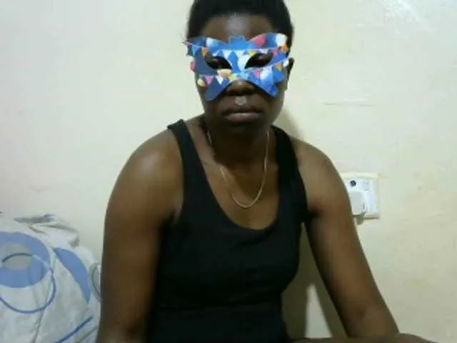 Live sex webcam photo for Ebony001 #274243143