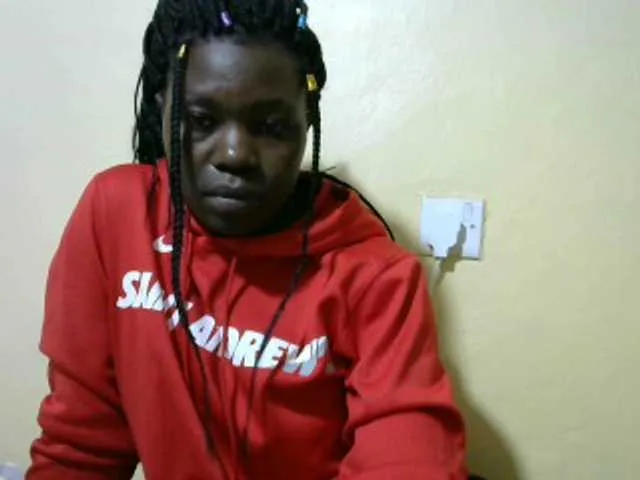 Live sex webcam photo for Ebony001 #274538517