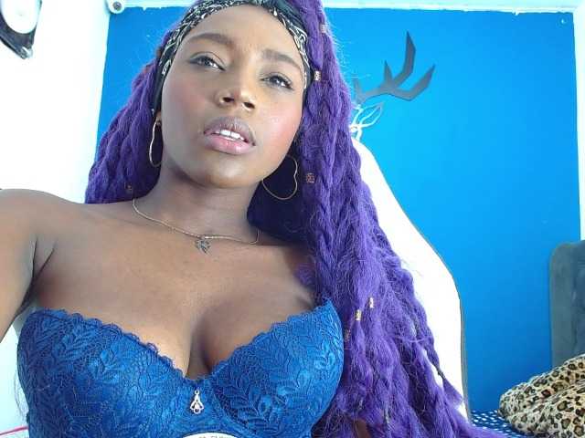 Live sex webcam photo for EbonyBeauty #271808252