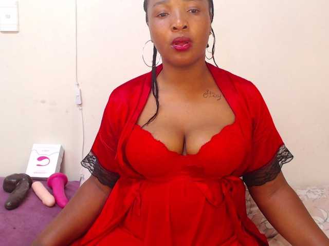 Live sex webcam photo for EbonyEnchantress #277241564