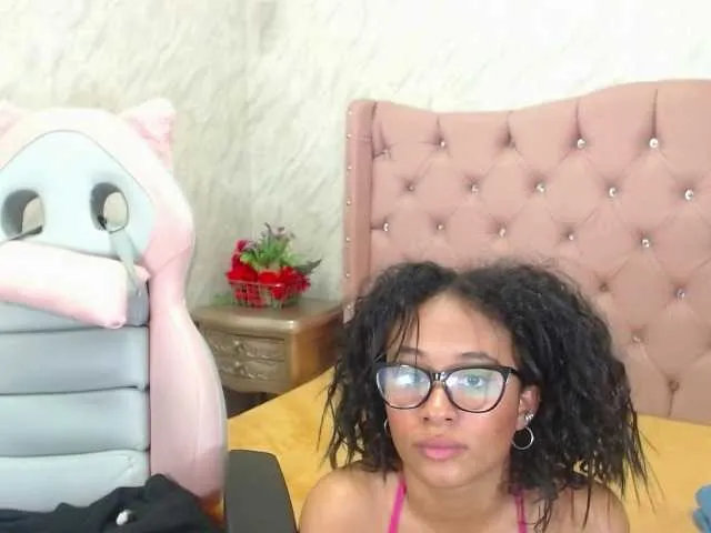 Live sex webcam photo for EbonyPrincesss #277839741