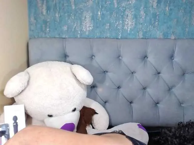 Live sex webcam photo for EbonyPrincesss #287571417