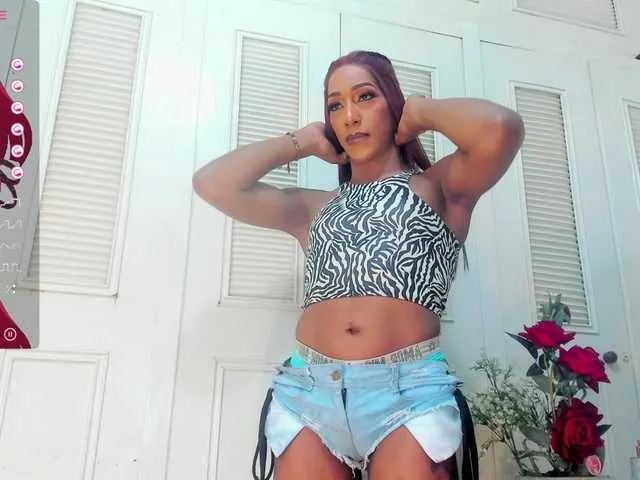 Live sex webcam photo for EbonyWilDoll #276933446