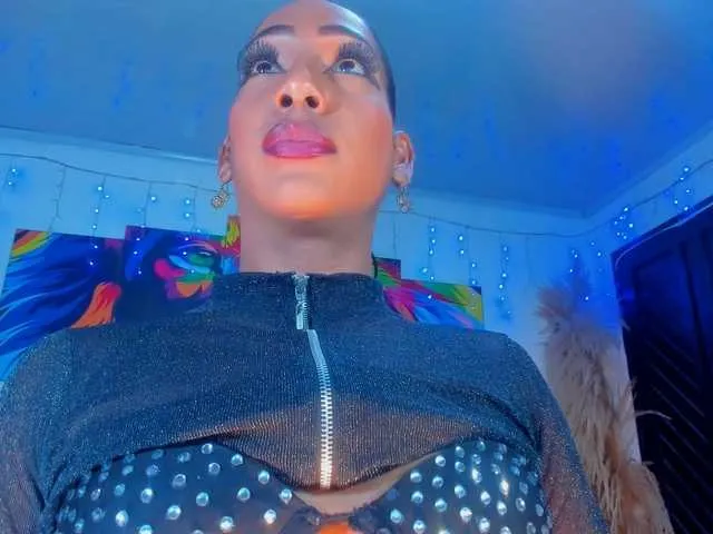 Live sex webcam photo for EbonyWilDoll #292352662