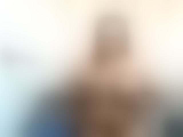 Live sex webcam photo for Ebonybloom69 #294064290