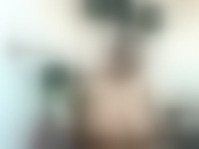 Live sex webcam photo for Ebonybloom69 #294141319