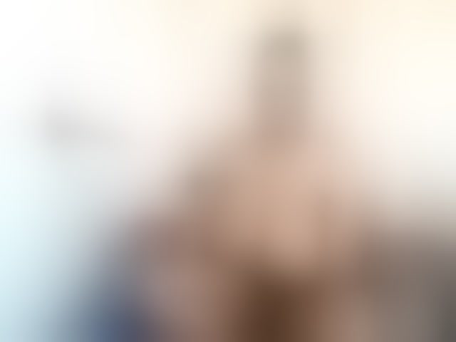Live sex webcam photo for Ebonybloom69 #294166242