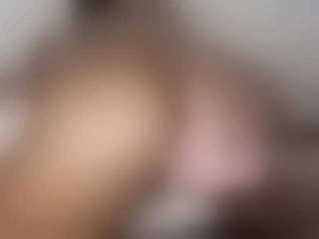 Live sex webcam photo for Ebonycutelyn #292777816